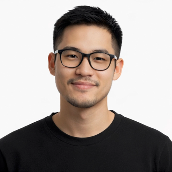 Team member
 - QuantumComp Webflow Template